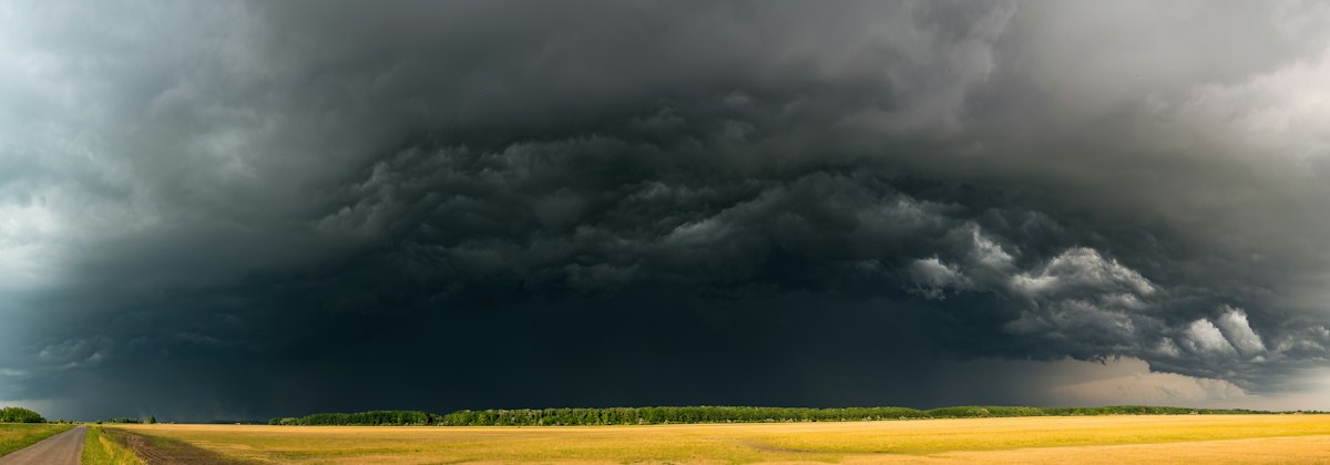 Nuvole e cielo, immagine di contesto meteorologico